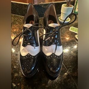 Michael Kors Black and White Womens Heel Dress Shoes